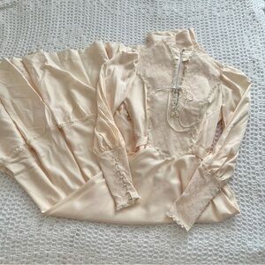 Elegant Cream Lace Dress